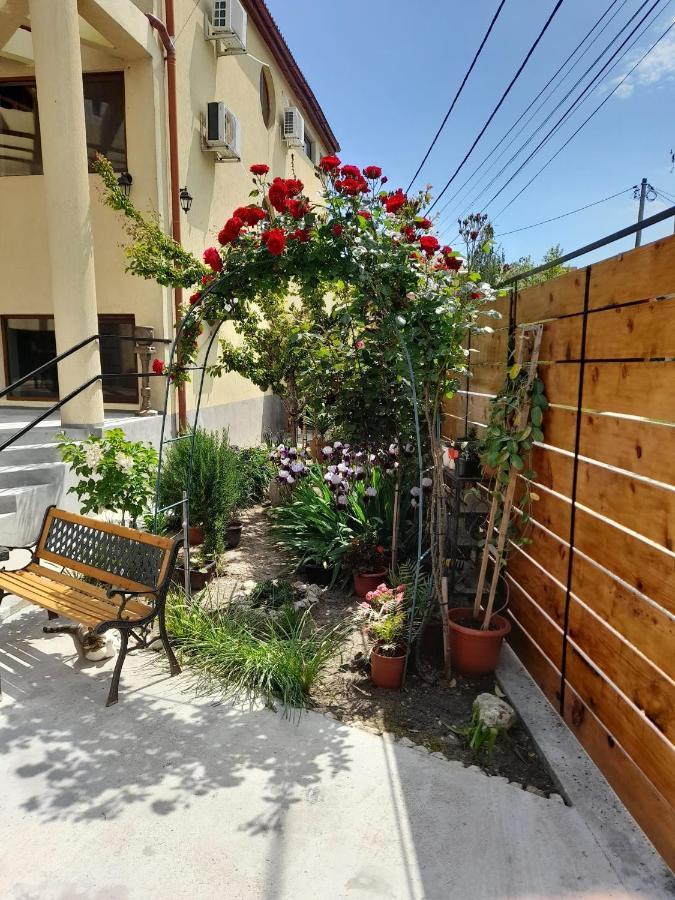 Casa George Mamaia Nord Hotel Năvodari Exterior foto